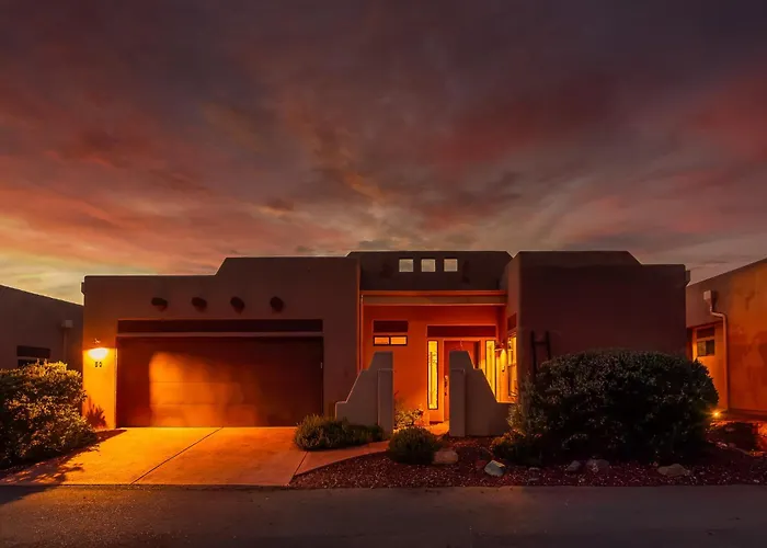 Elevated Zen: Sedona's Rooftop Retreat For 9! Sedona