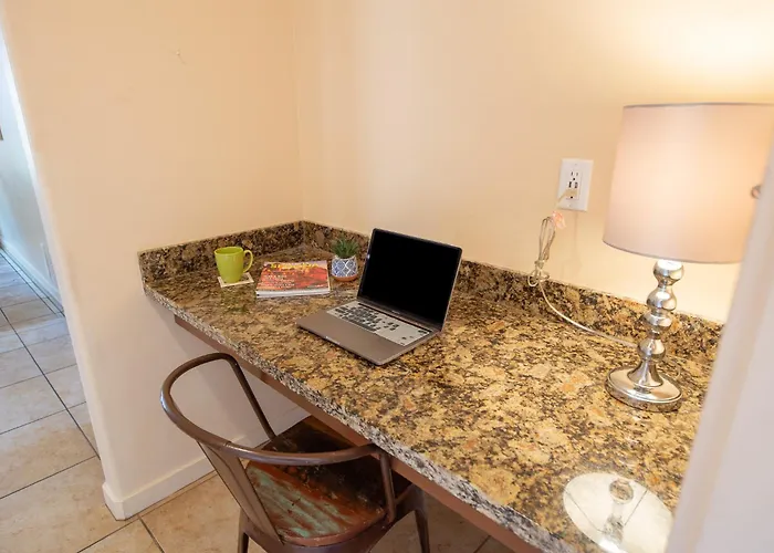 Holiday home Elevated Zen: Sedona's Rooftop Retreat For 9! Sedona