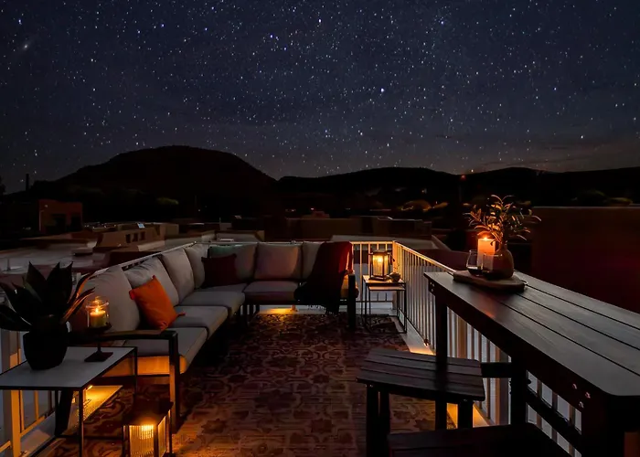 Elevated Zen: Sedona's Rooftop Retreat For 9! Holiday home *
