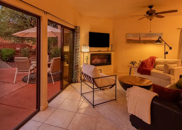 Elevated Zen: Sedona's Rooftop Retreat For 9! *